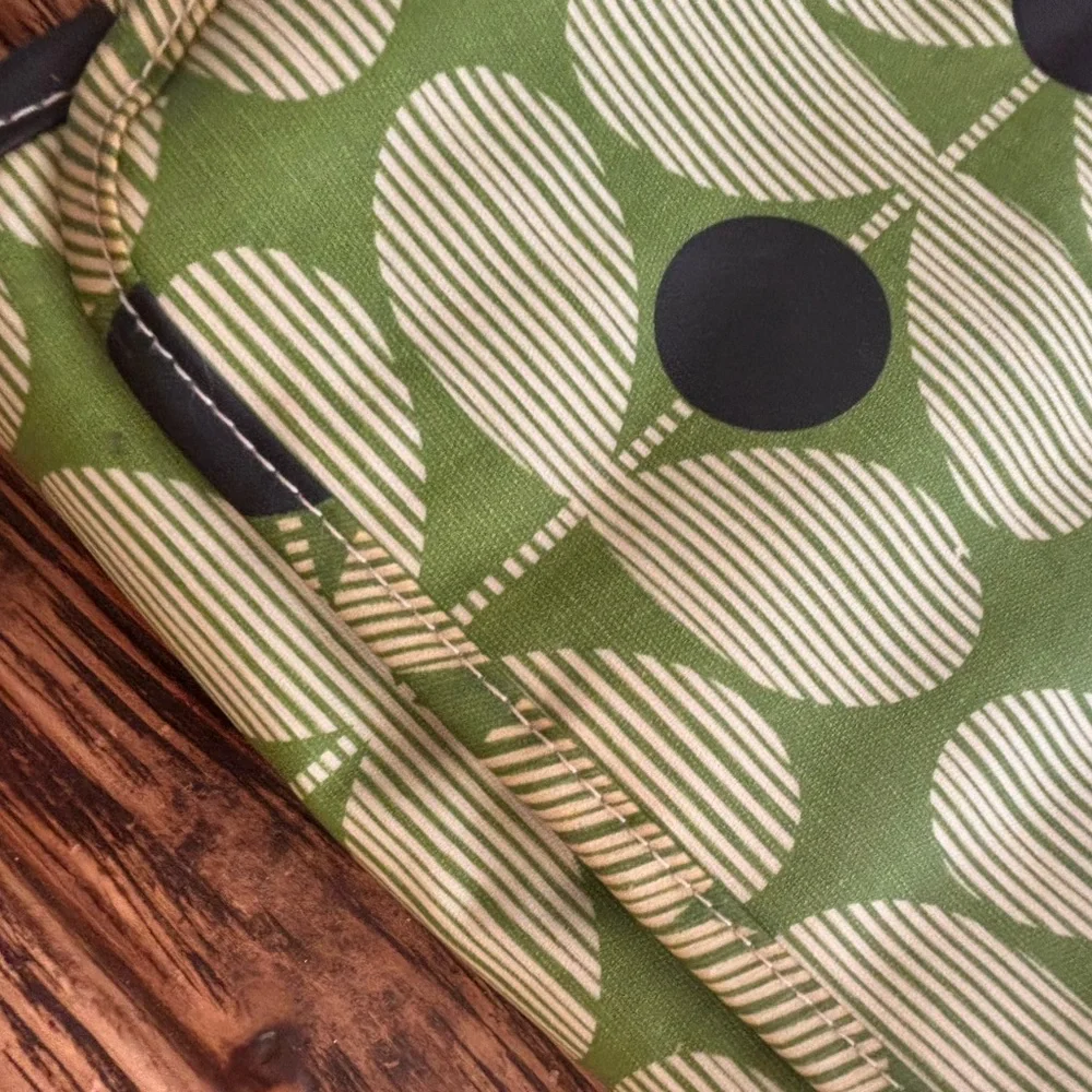 Orla Kiely Green and Black Retro Floral Zip Pouch - Picture 7 of 7